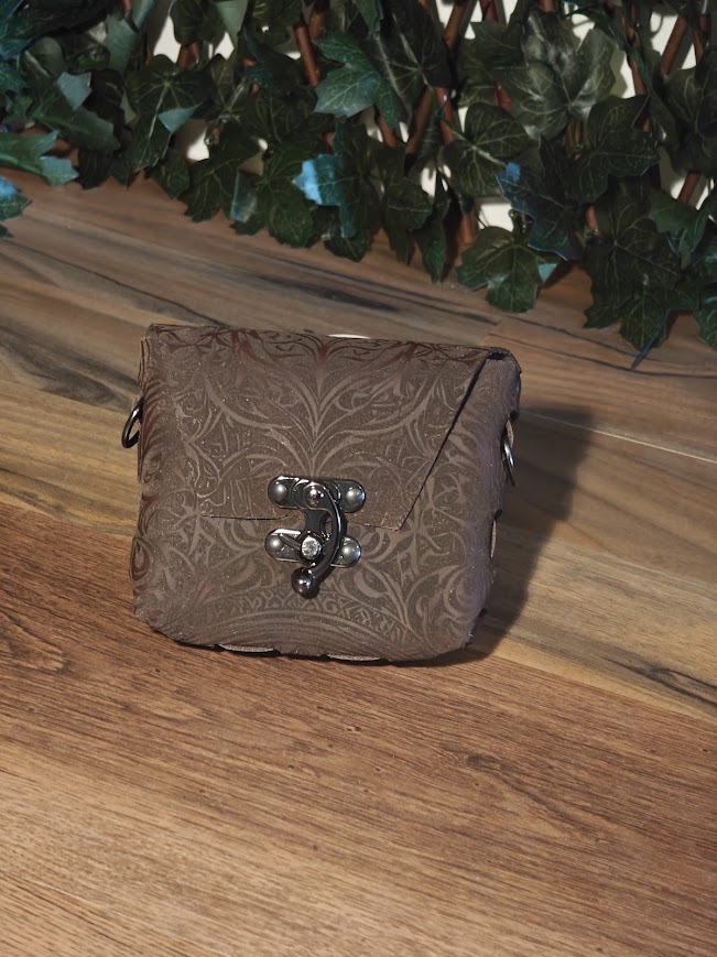 Belt bag maori