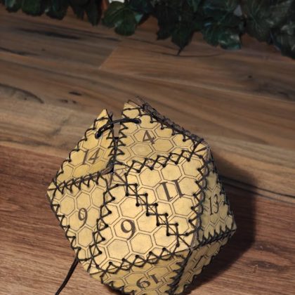 D20 tasje geel honeycomb