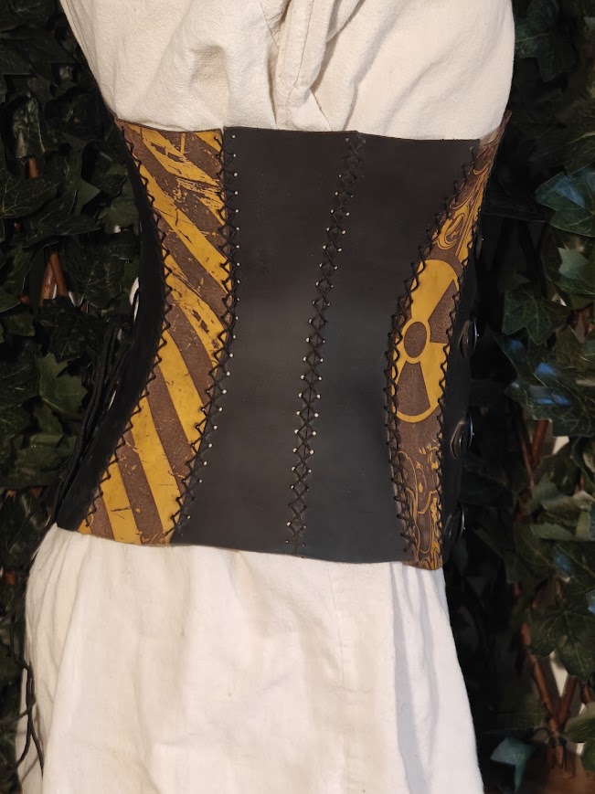 Onderborst corset apocalyps maat M - Afbeelding 4